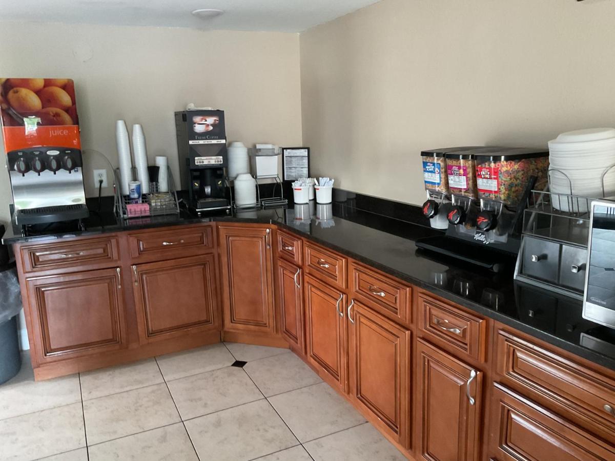 Super 8 By Wyndham Chattanooga/East Ridge Εξωτερικό φωτογραφία