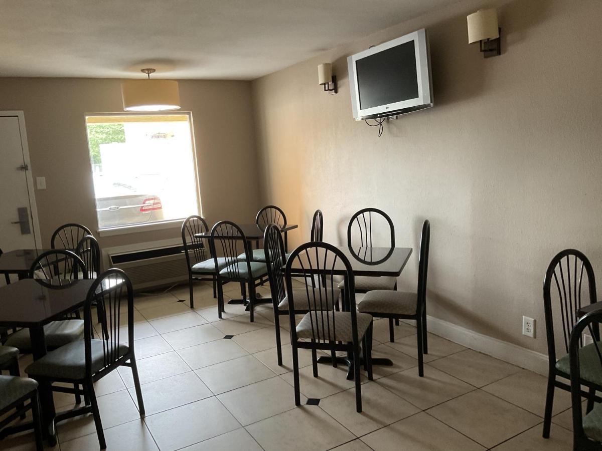 Super 8 By Wyndham Chattanooga/East Ridge Εξωτερικό φωτογραφία