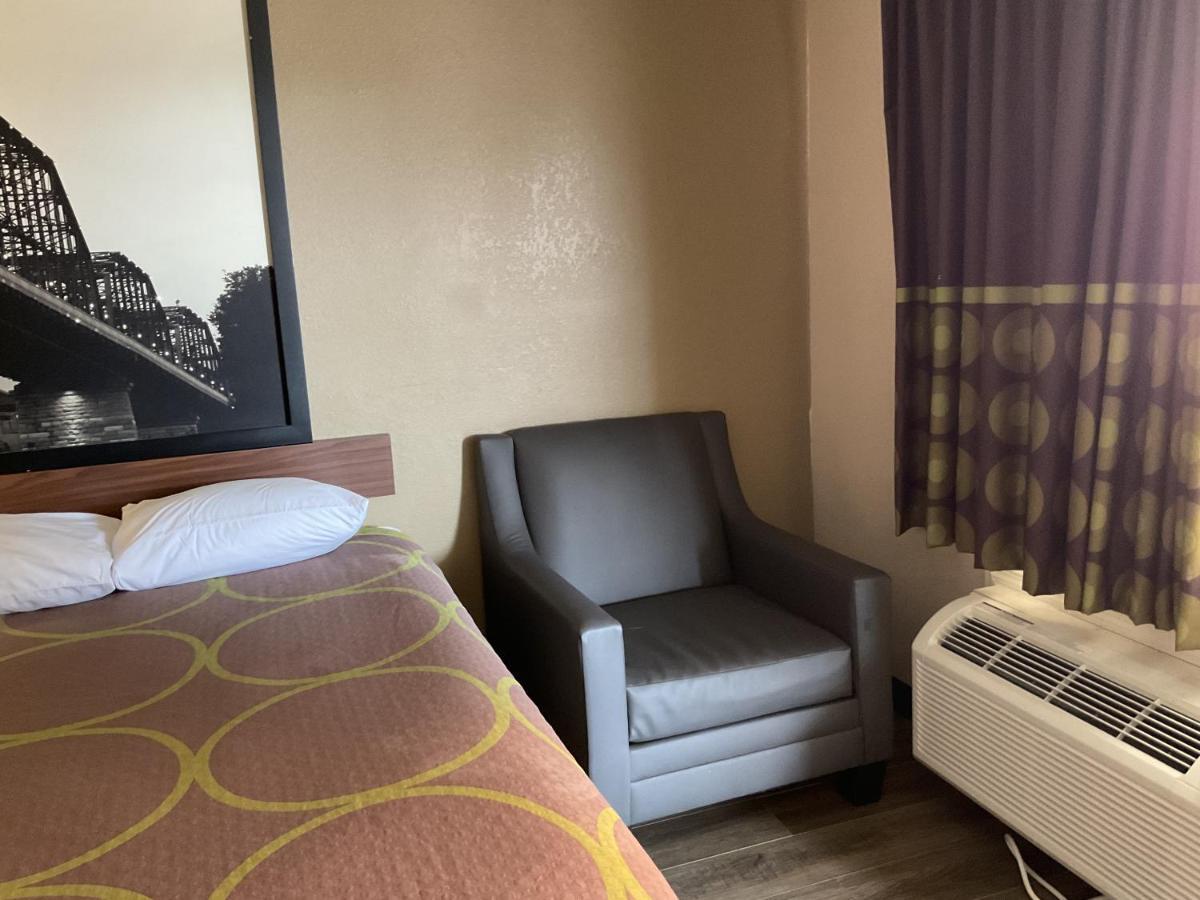 Super 8 By Wyndham Chattanooga/East Ridge Εξωτερικό φωτογραφία