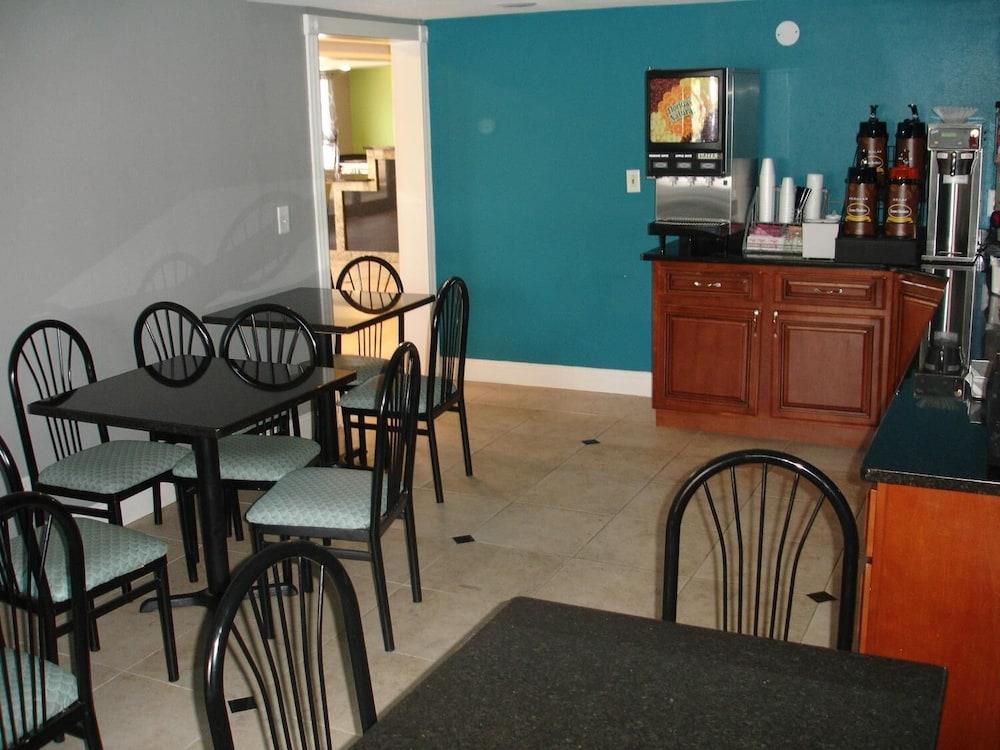 Super 8 By Wyndham Chattanooga/East Ridge Εξωτερικό φωτογραφία